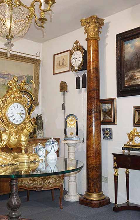 Laden Uhrmacher München Romann GbR Innenräume der Romann GbR - Uhrmacher München, antike Uhren, Uhrmachermeister, Uhrnwerkstzatt